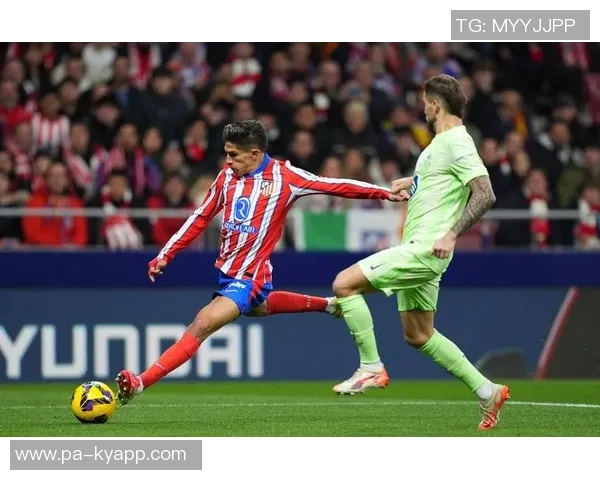 德科谈阿尔瓦雷斯归属马竞莱万续约问题仍待确认